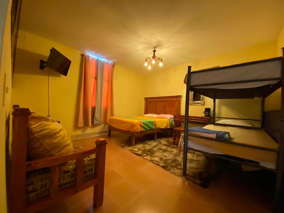 Departamentos Suites Centro 과나후아토 외부 사진